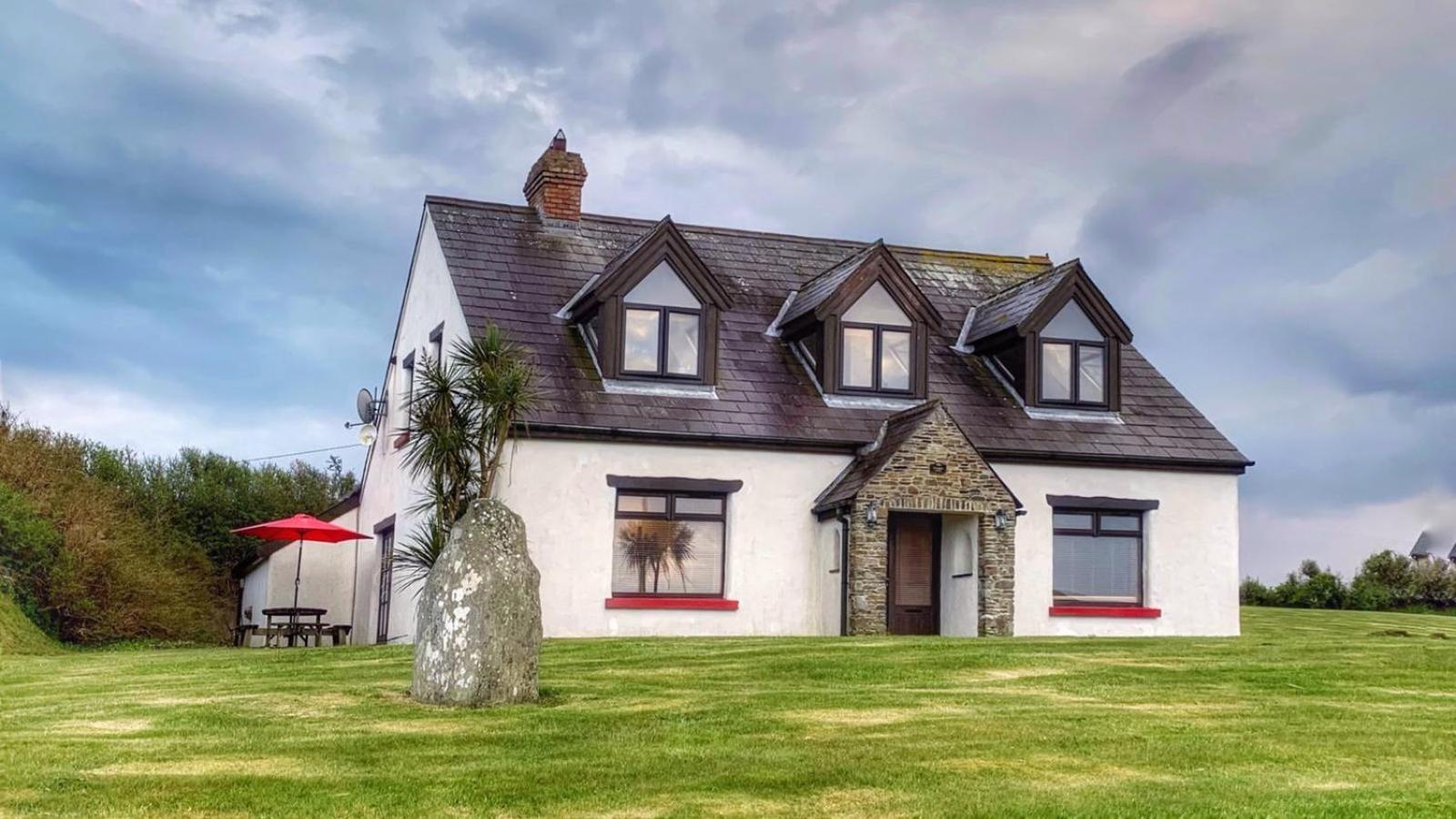 Seafront House With Own Private Pier In Gunpoint, Schull, West Cork Villa Seafort Buitenkant foto