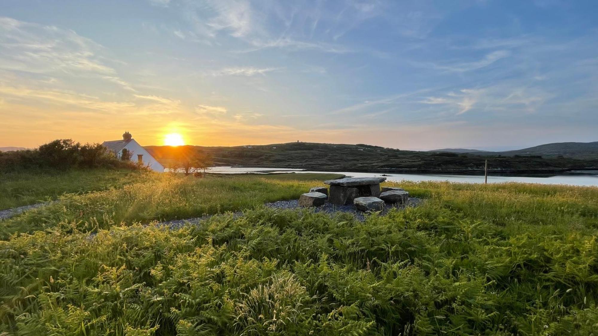 Seafront House With Own Private Pier In Gunpoint, Schull, West Cork Villa Seafort Buitenkant foto