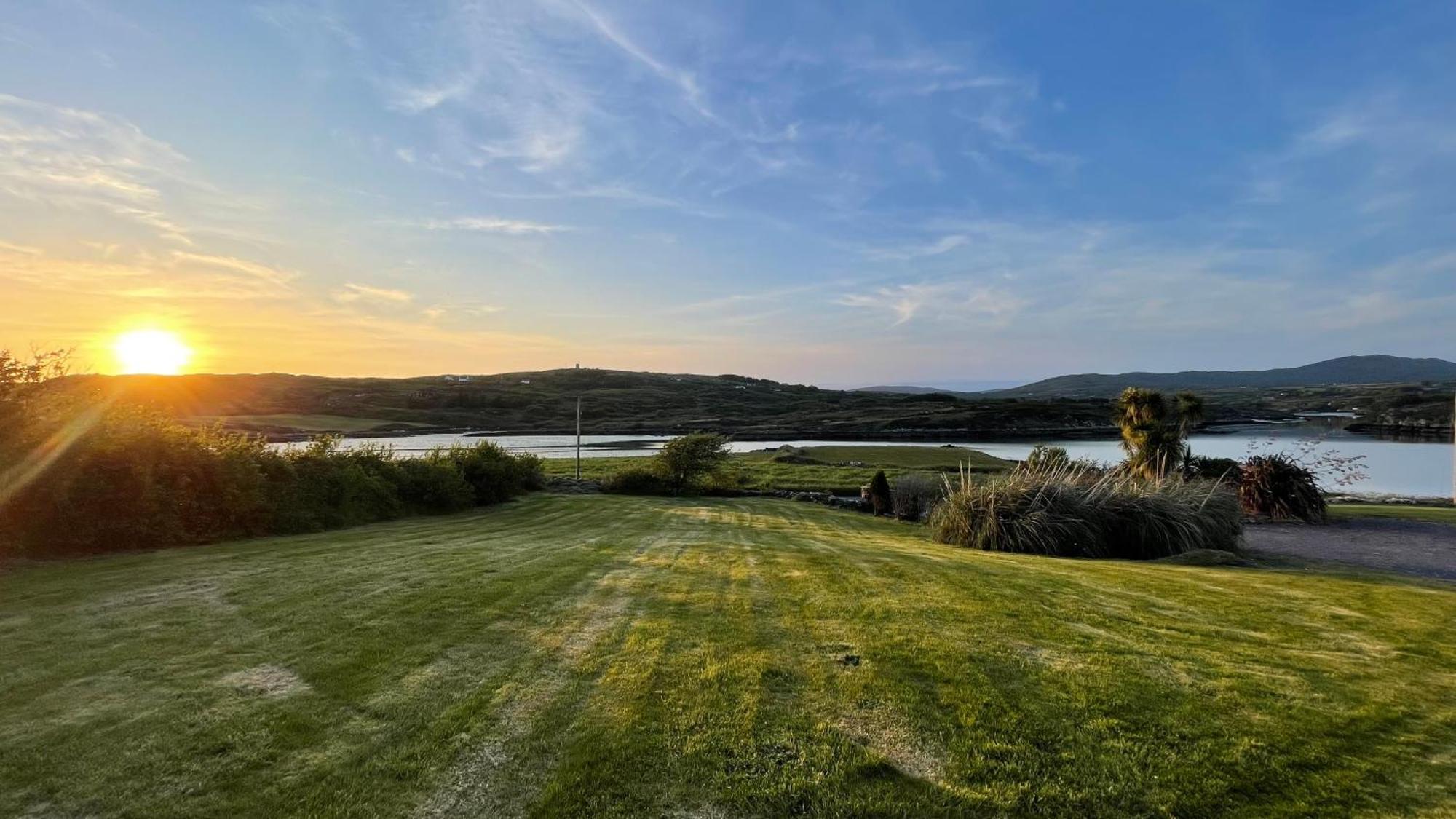 Seafront House With Own Private Pier In Gunpoint, Schull, West Cork Villa Seafort Buitenkant foto